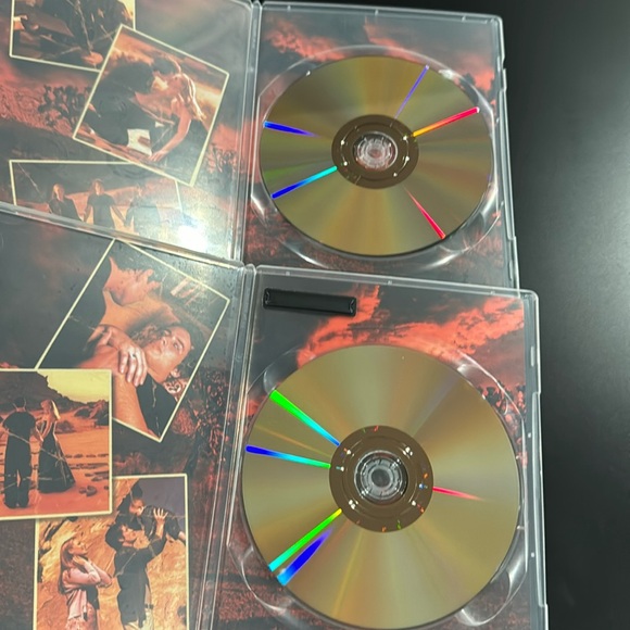 Roswell - The Complete First Season - Picture 12 of 12